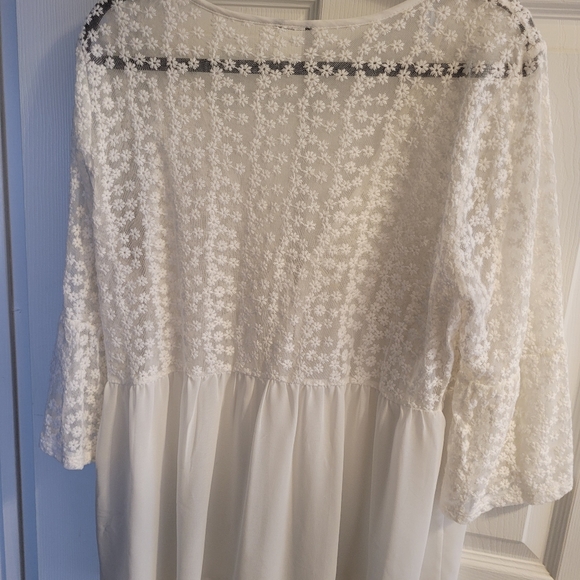 Blouse - Picture 2 of 2